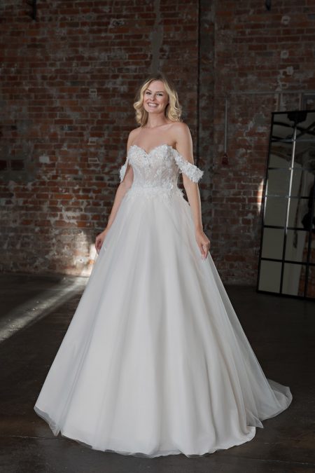 Duett 2025 ivory Hochzeitskleid DT370 1 Duett Bridal