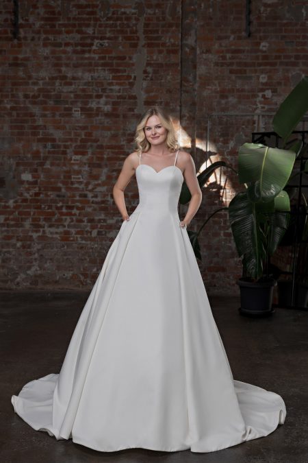 Duett 2025 ivory Hochzeitskleid DT373 1 Duett Bridal